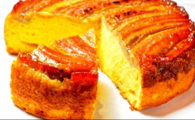 Upp-och-ner-kaka med banan