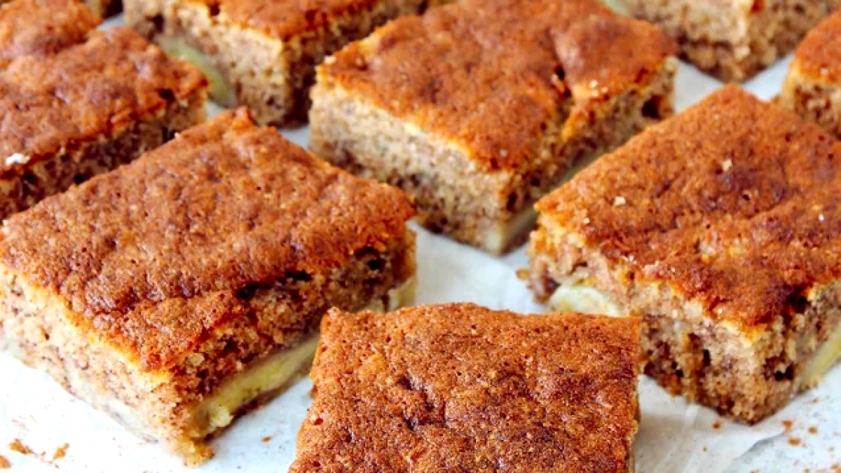 Kanelbanankaka i långpanna