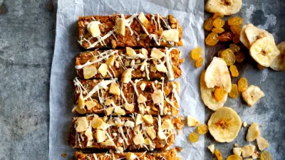 Banan- och jordnötsbars