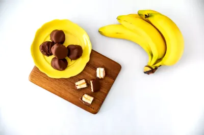 Banangodis med jordnötssmör