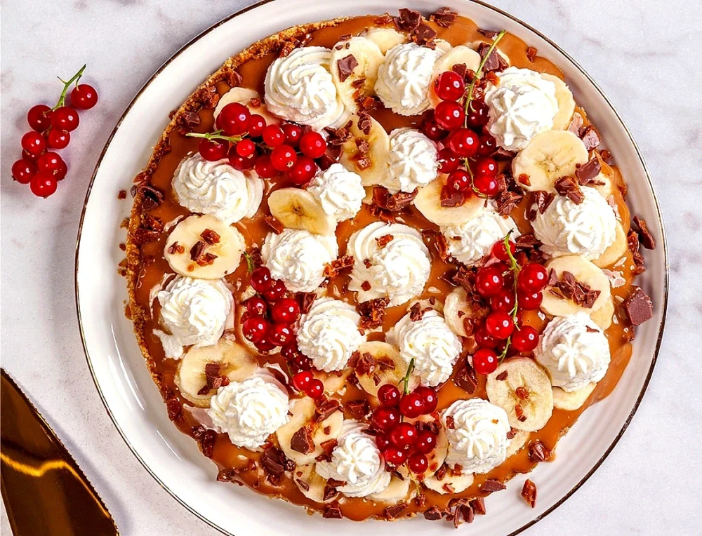 Banoffee paj med vinbär