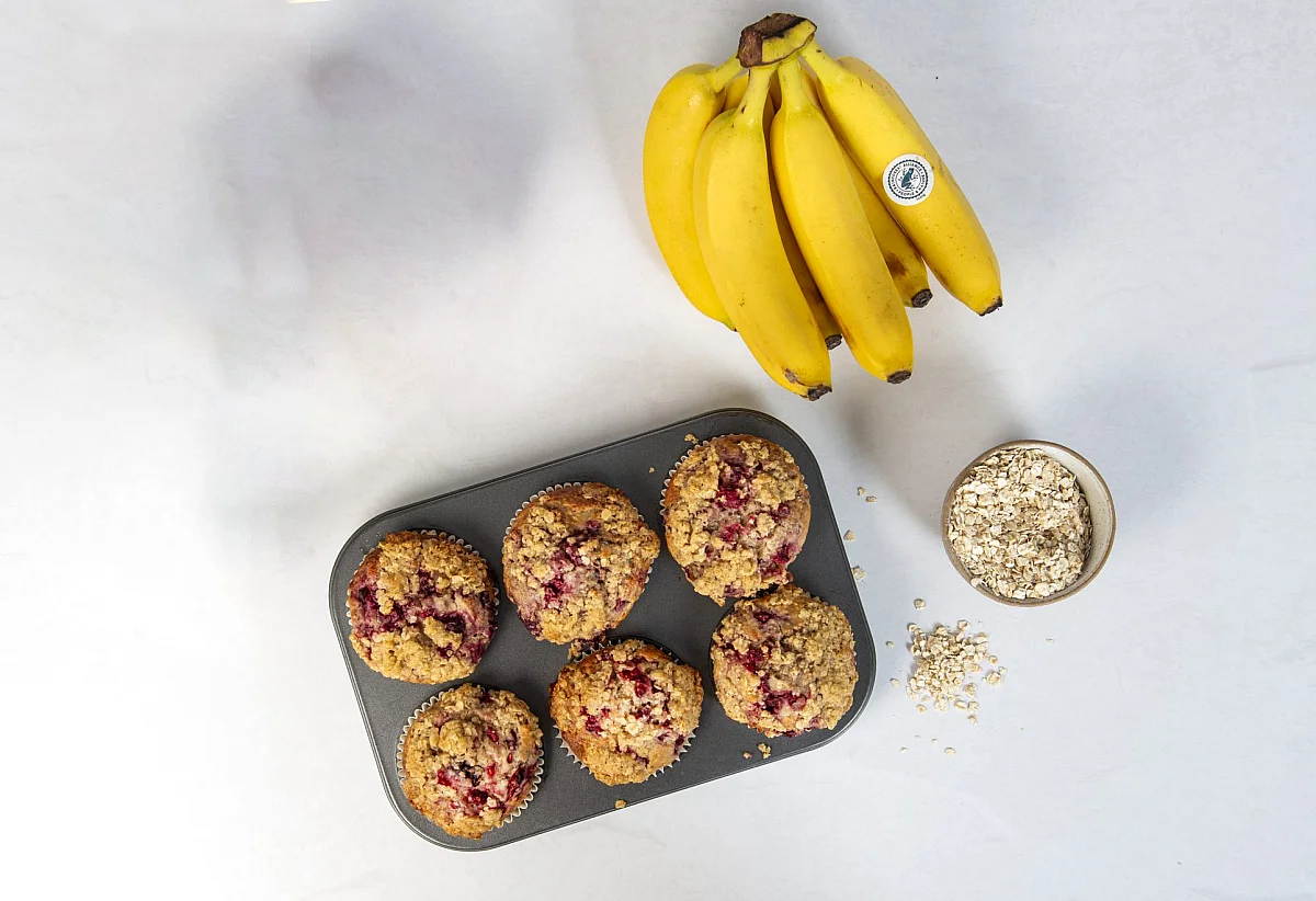 Frukostmuffins med hallon och bananer - recept