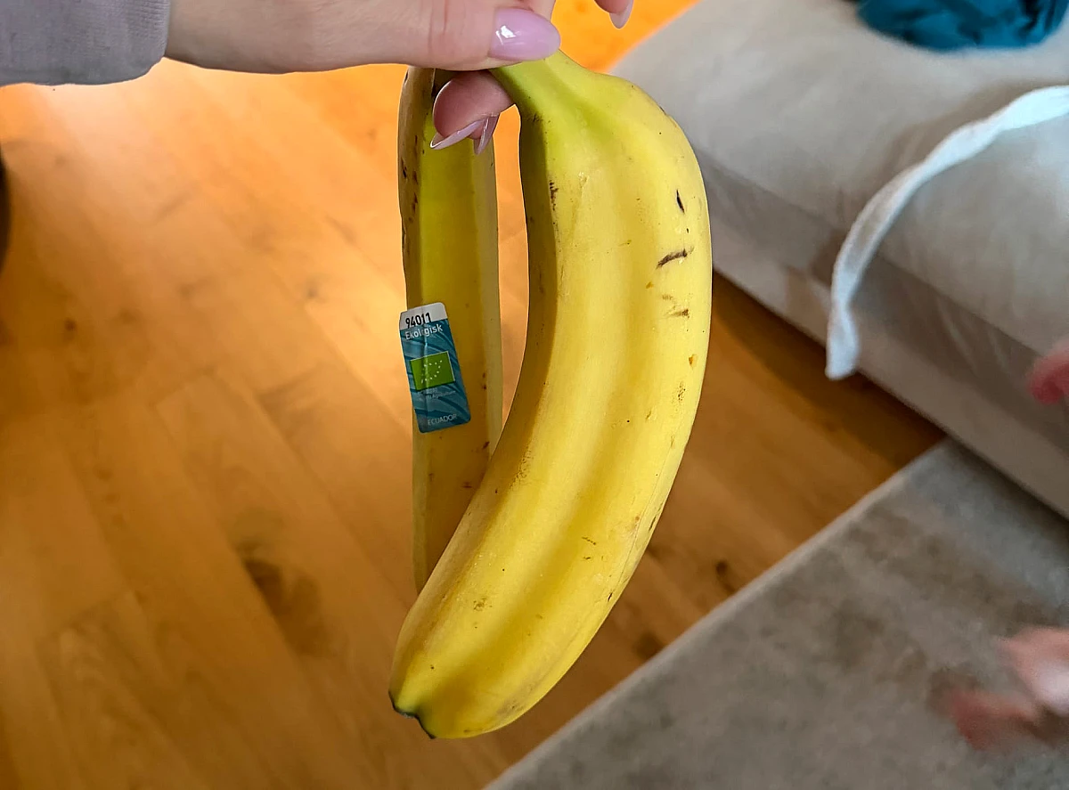 Ovanligt bananfynd – Sofia fick en tvillingbanan