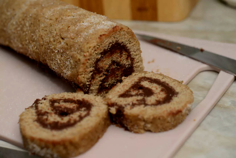 Bananrulltårta med chokladkolakräm