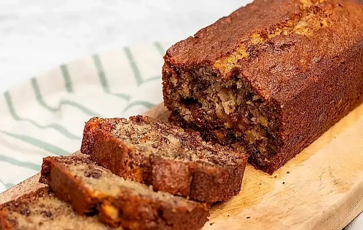 Banankaka med choklad och nötter - recept